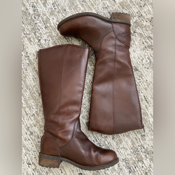 UGG Shoes - UGG Seldon Leather Boots Knee High Full Zip Brown Size 9 Althletic Calf